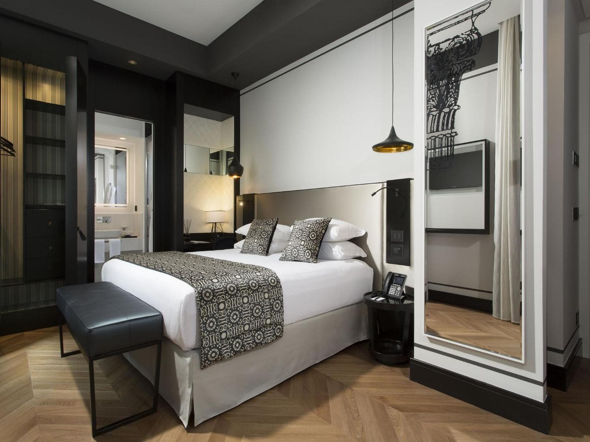 Corso 281 Luxury Suites — 19