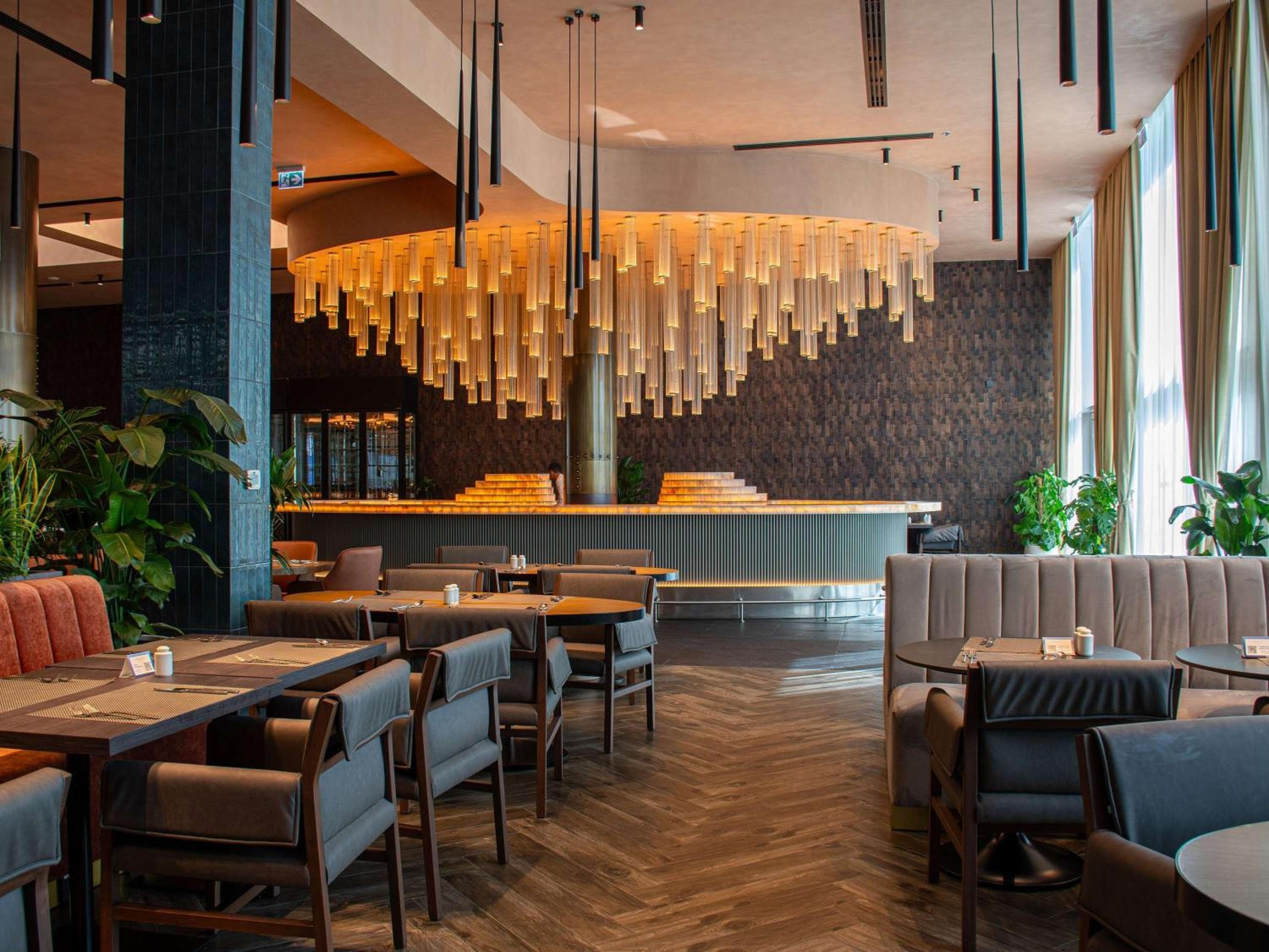 Novotel Centro Congressi Dubai — 28