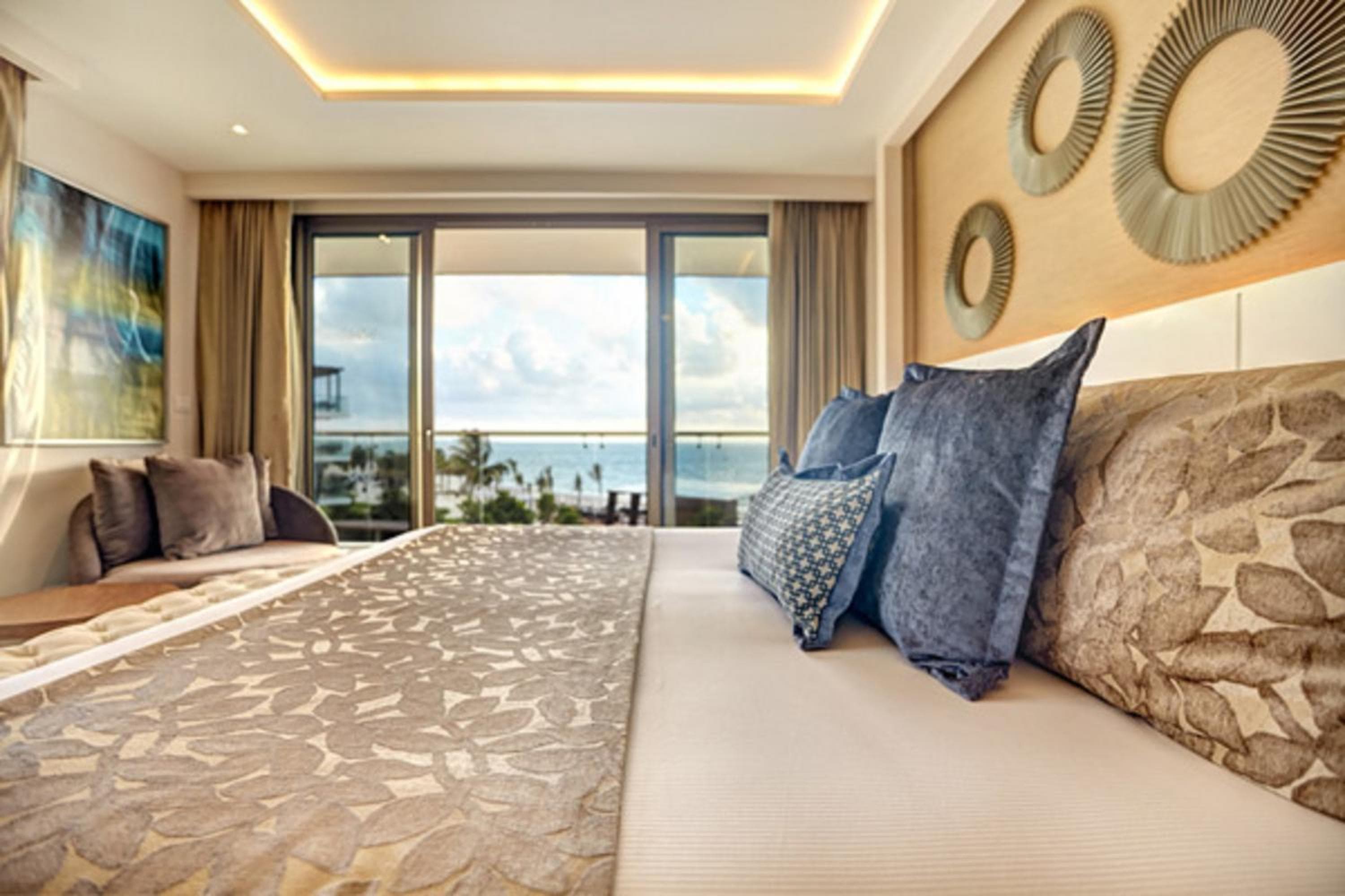 Royalton Hideaway Riviera Cancun, An Autograph Collection All-Inclusive Resort-Adults Only — 12