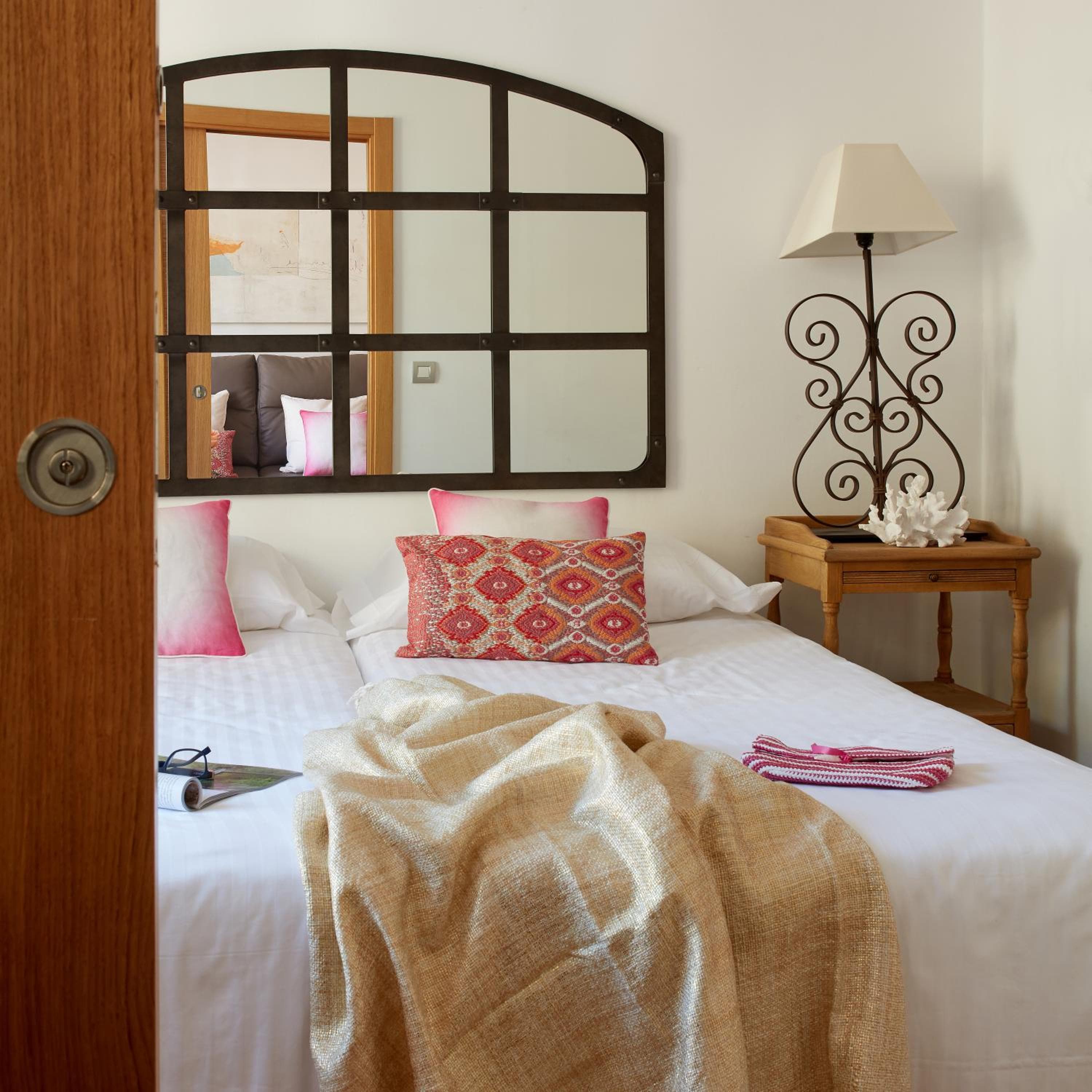 Lodgingmalaga Plaza Constitucion — 14