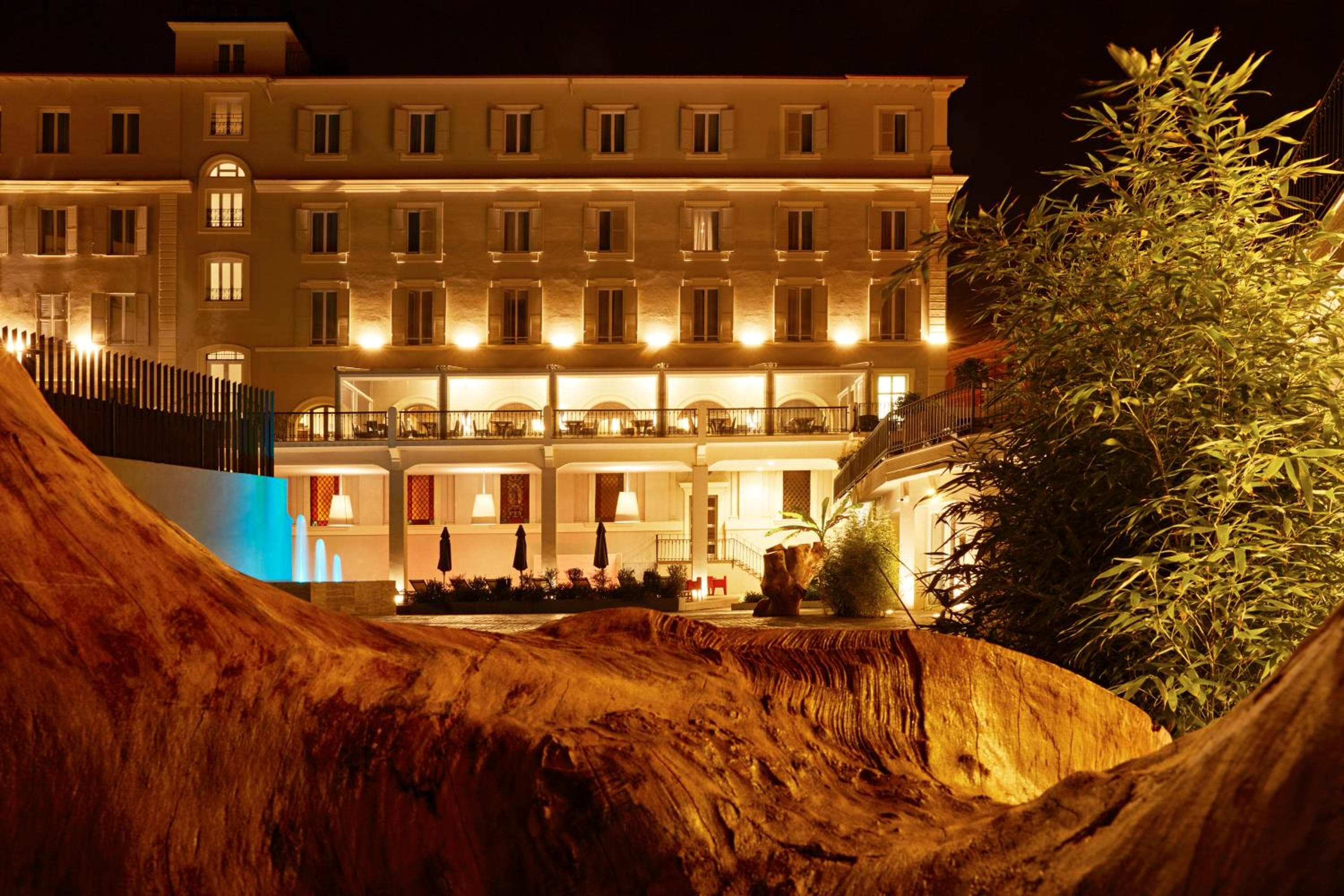 Hotel The Building — 3
