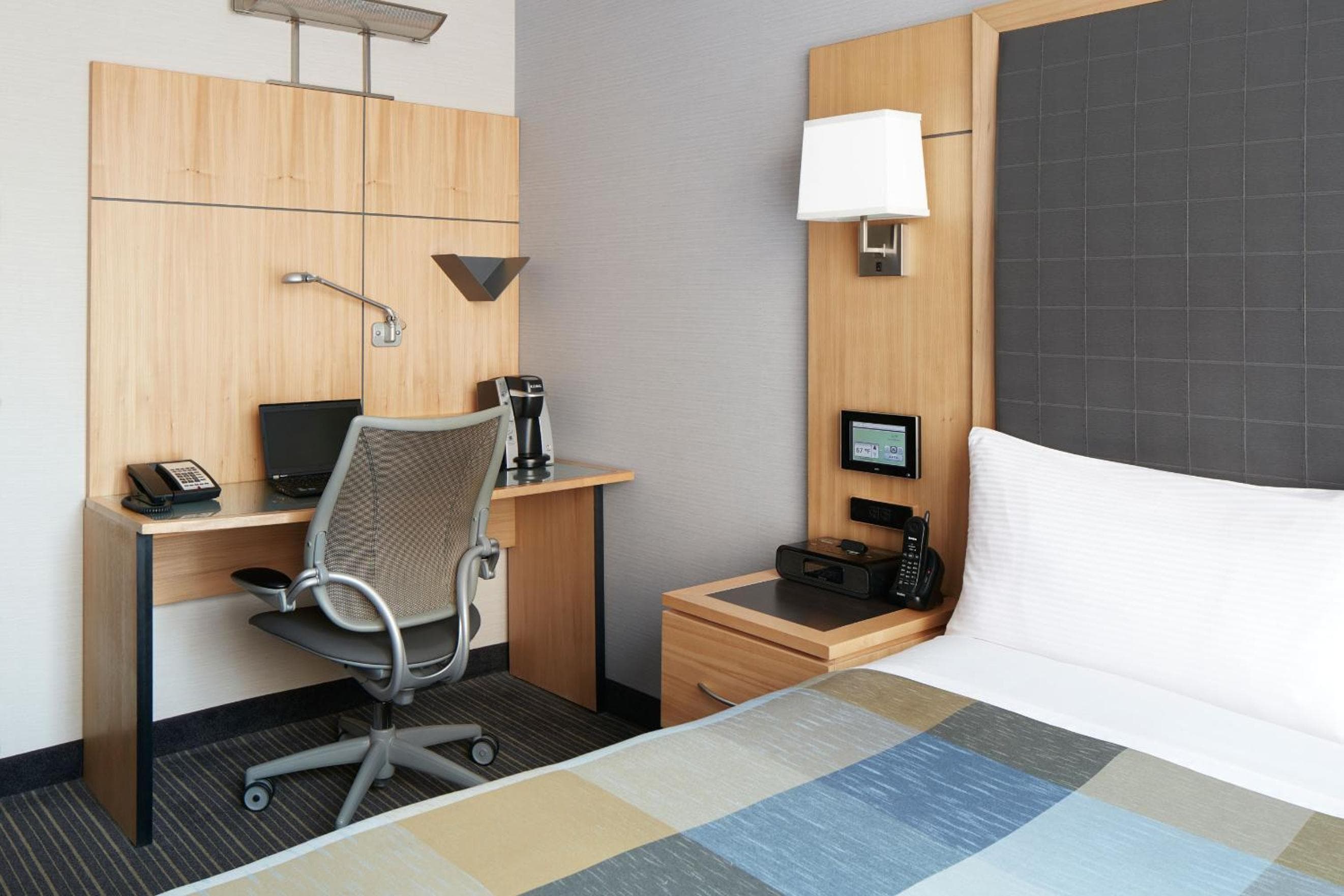 World Center Hotel — 28
