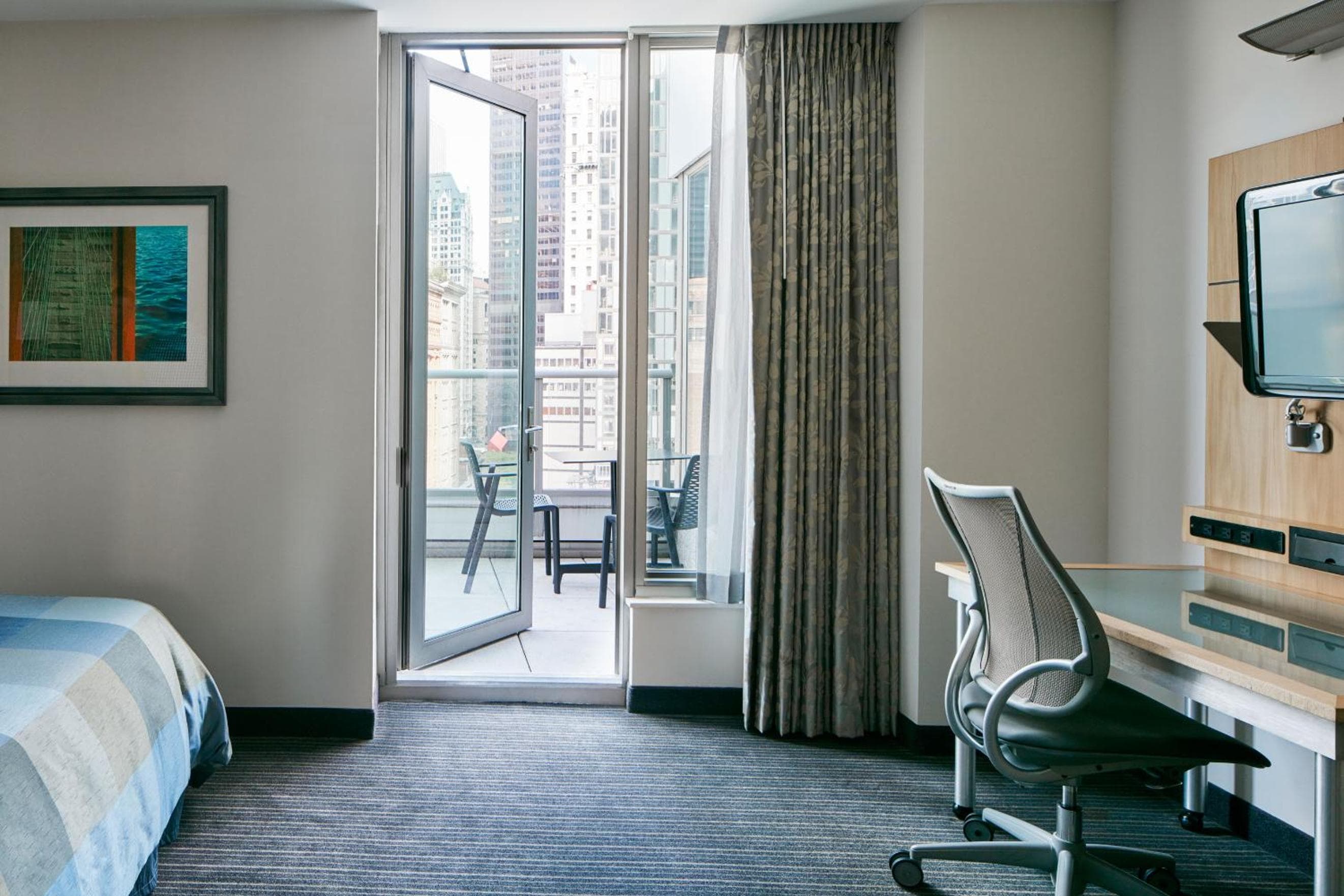 World Center Hotel — 15