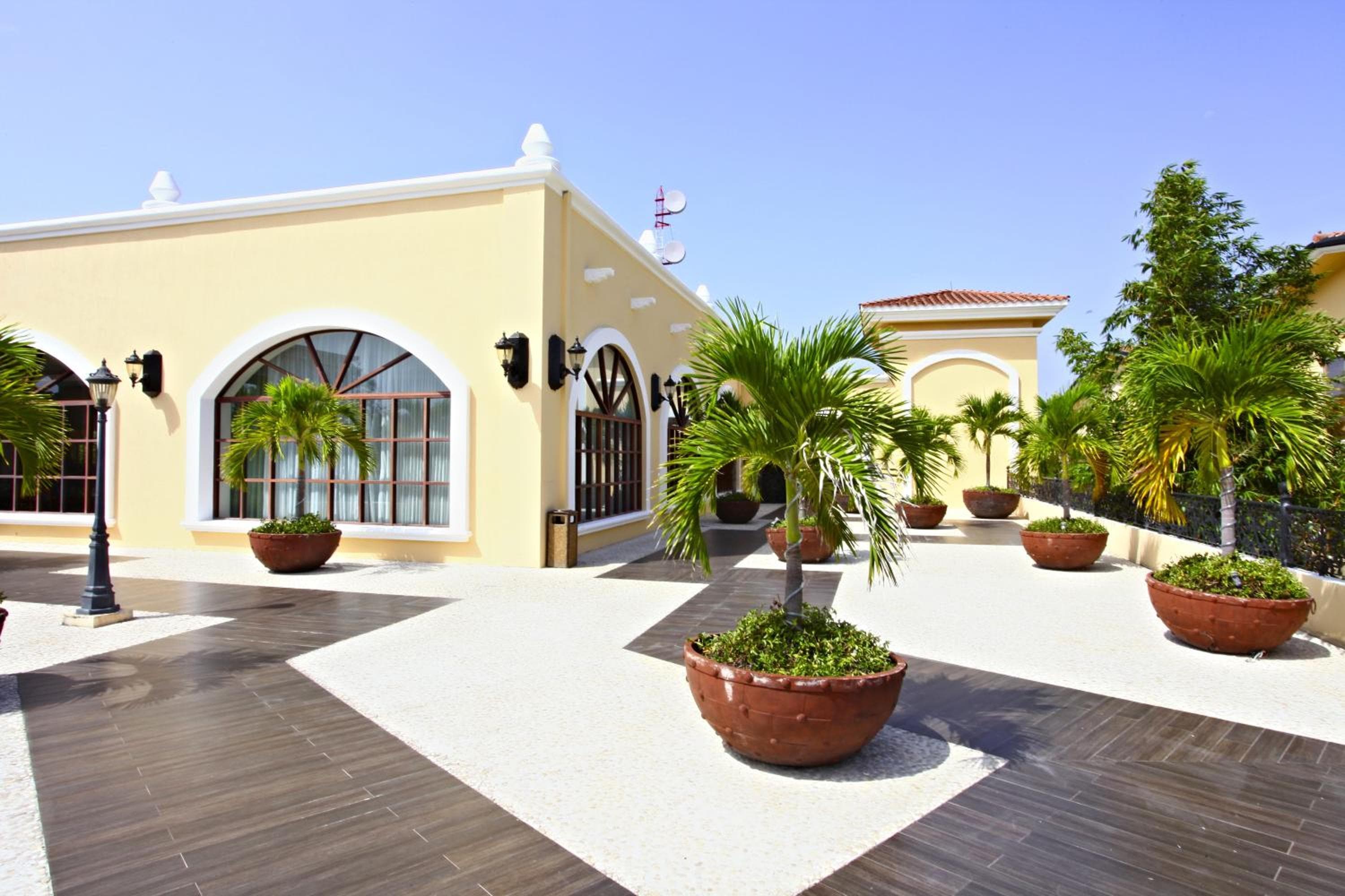 Sandos Playacar All Inclusive — 1