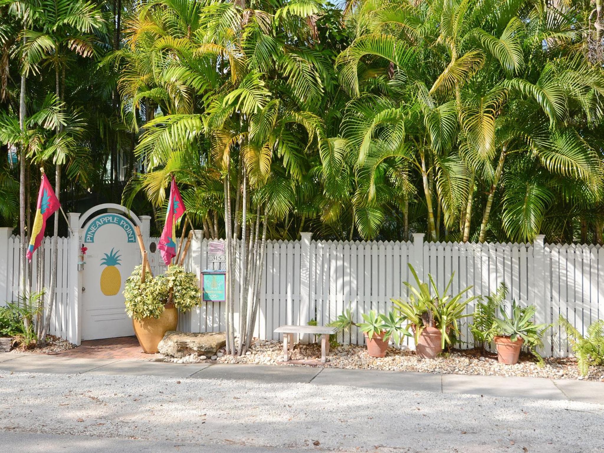 Pineapple Point Gästehaus & Resort - Gay Men's Resort — 9
