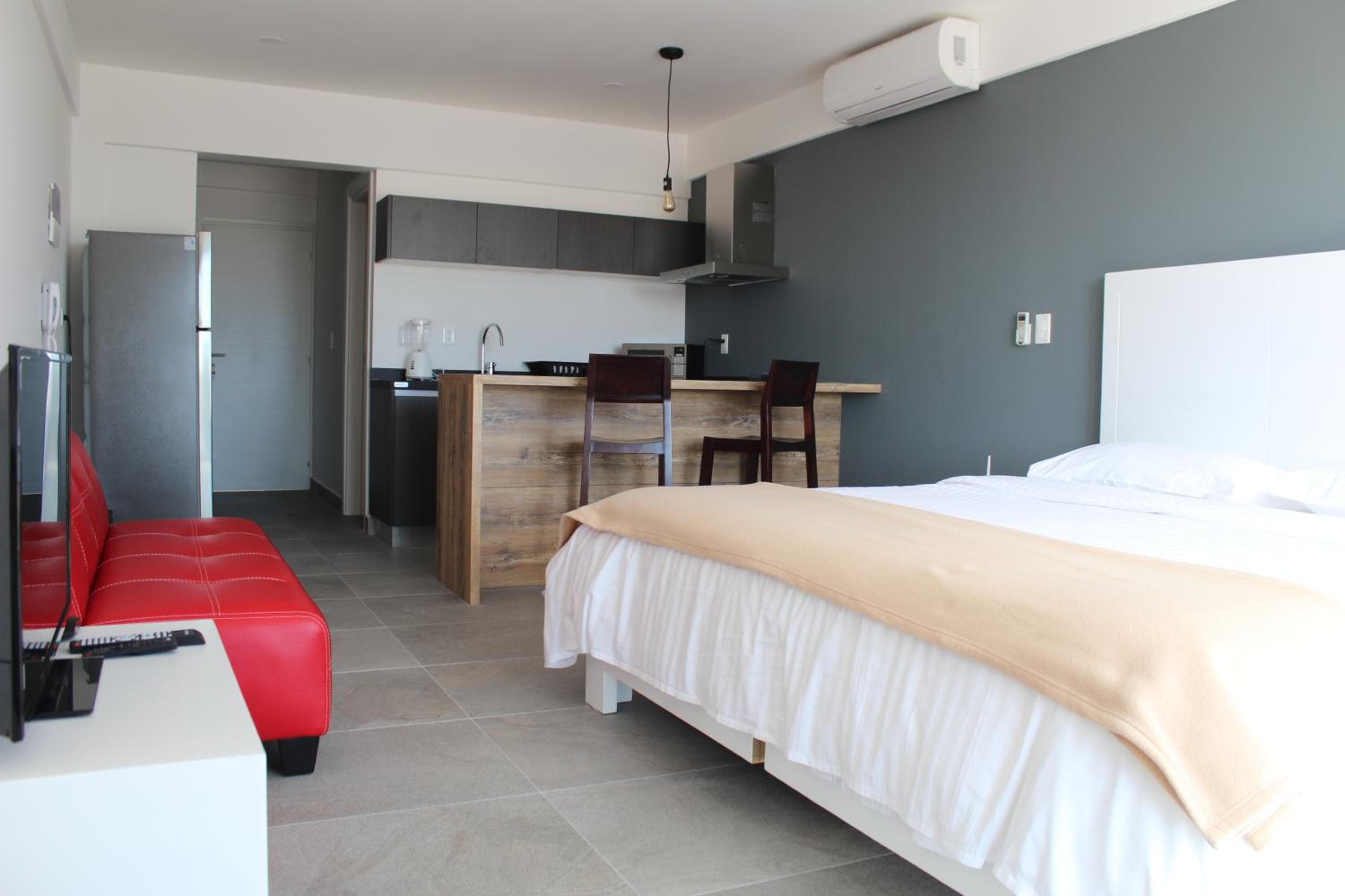 Studio 30 Condhotel by Nah Hotels — 11
