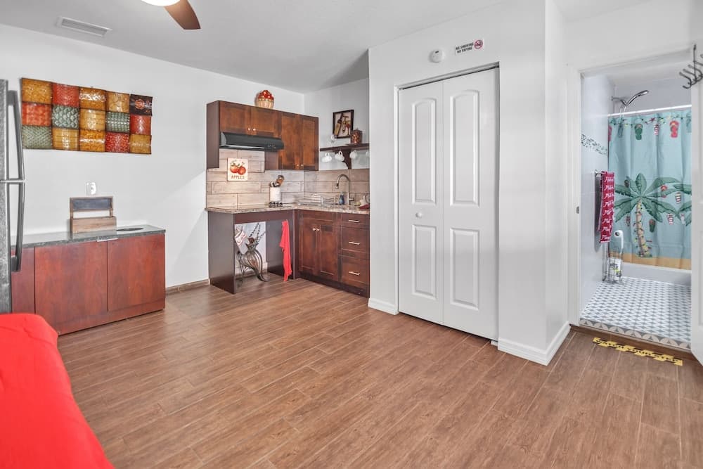 Tampa Tranquility - Elegante condominio de 1 dormitorio en un lugar tranquilo de Redawning — 5