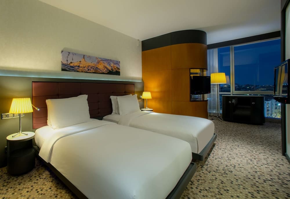 Doubletree by Hilton Istanbul Moda — 3
