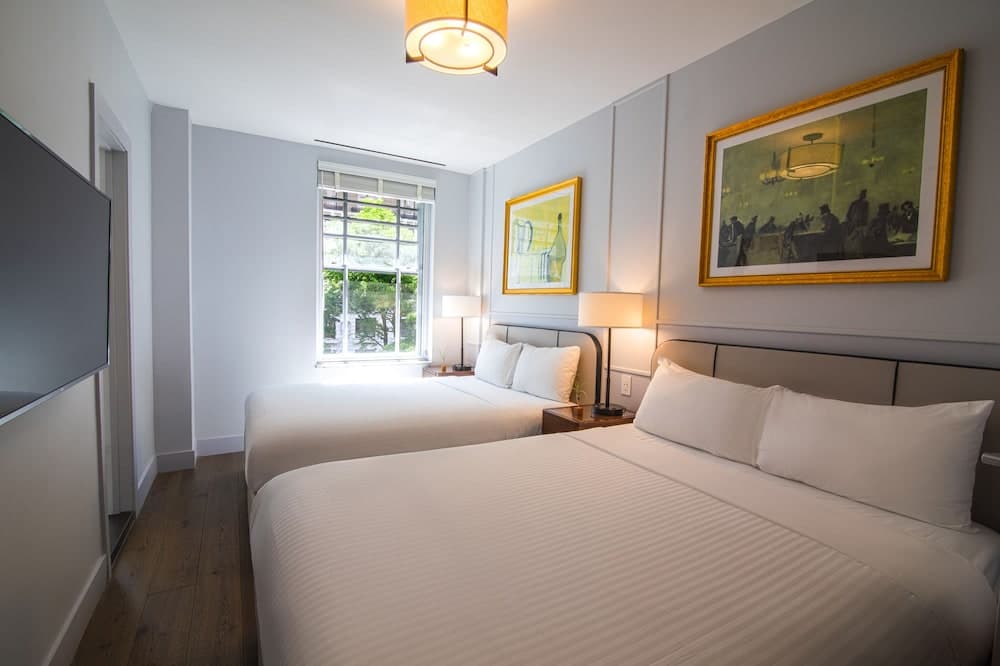 Hotel Belleclaire — 24