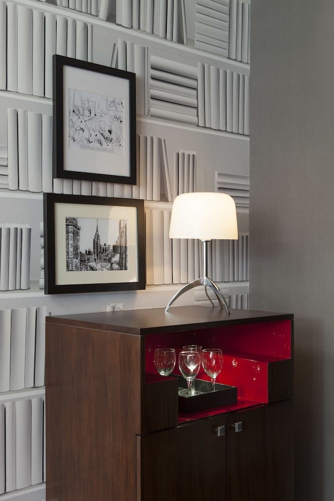 The Fifty Hotel Sonesta New York — 6