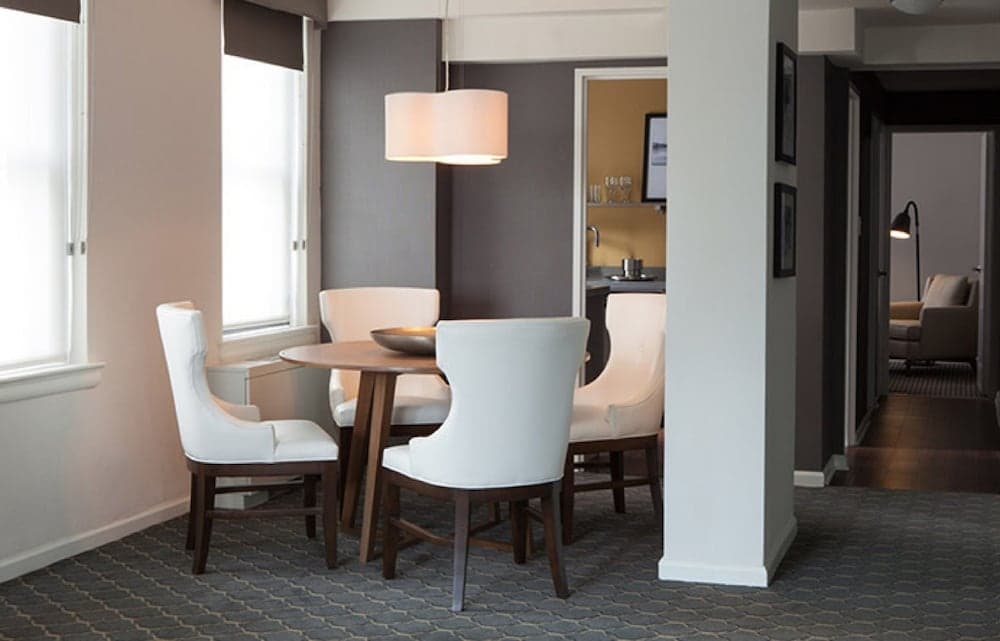 The Fifty Hotel Sonesta New York — 20