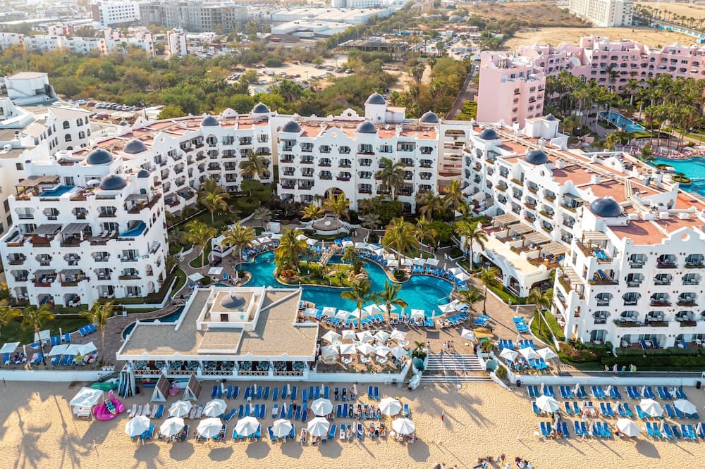 Beachfront Penthouse by Pueblo Bonito — 24