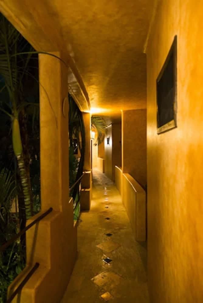 Hotel Barrio Latino — 21