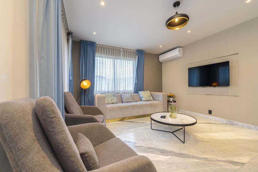 Elefant by Naya Homes — 9