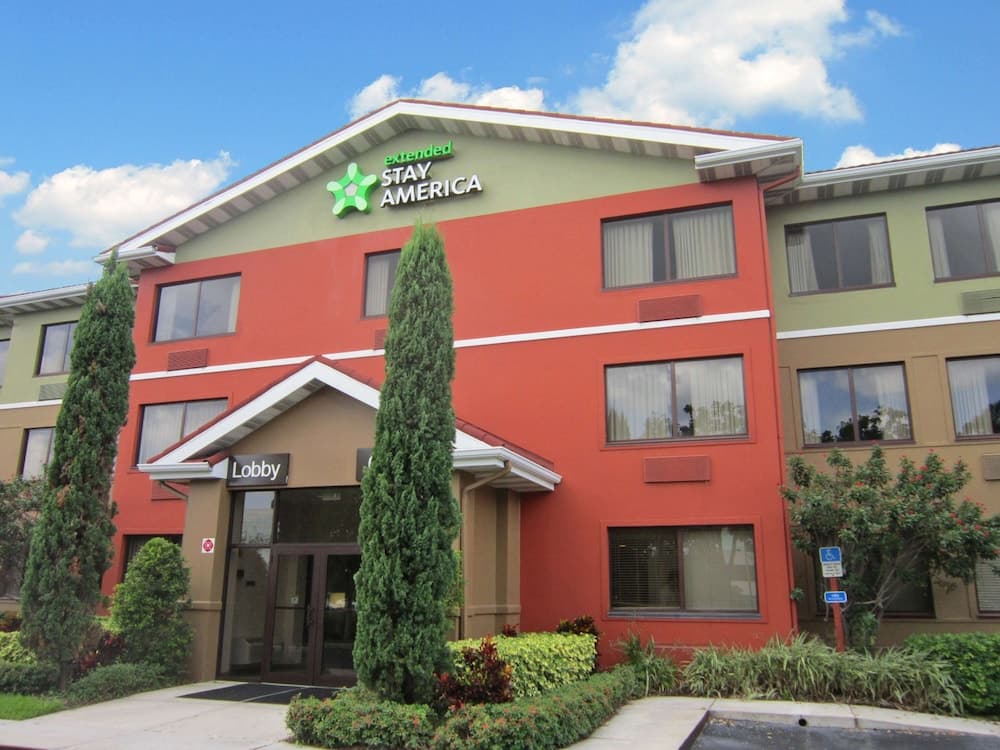 Extended Stay America Suites Ft Lauderdale Cyp Crk NW 6th Wy — 1
