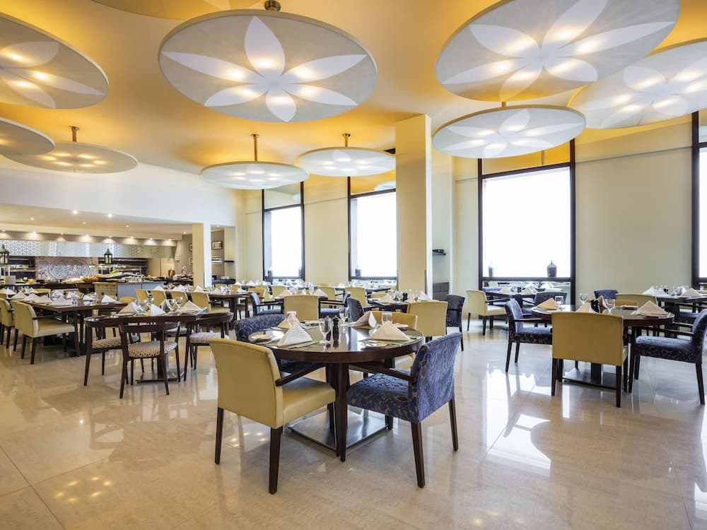 Novotel Deira Creekside Dubai — 15