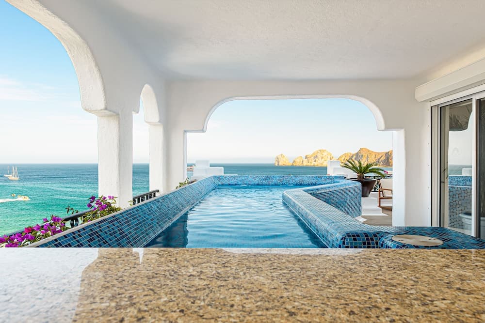 Beachfront Penthouse by Pueblo Bonito — 10