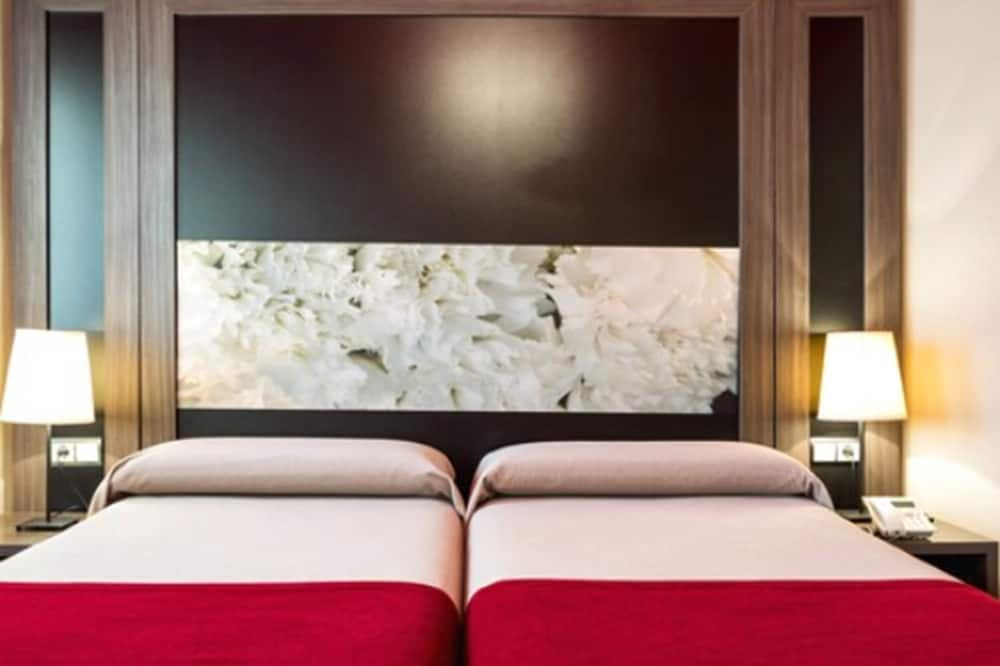 Hotel Sevilla — 25