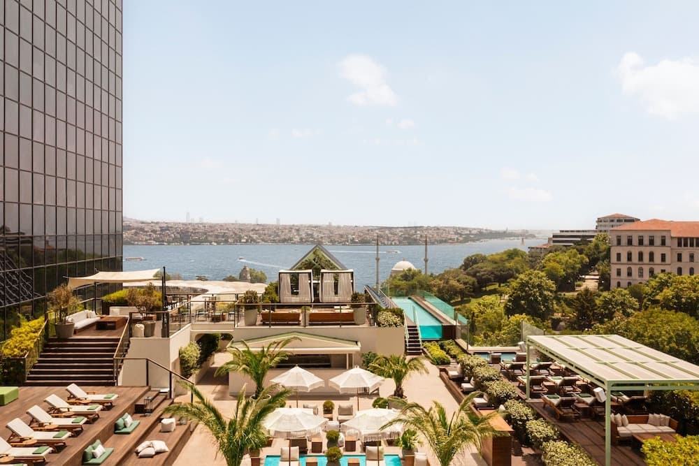 The Ritz-Carlton, Istanbul — 3