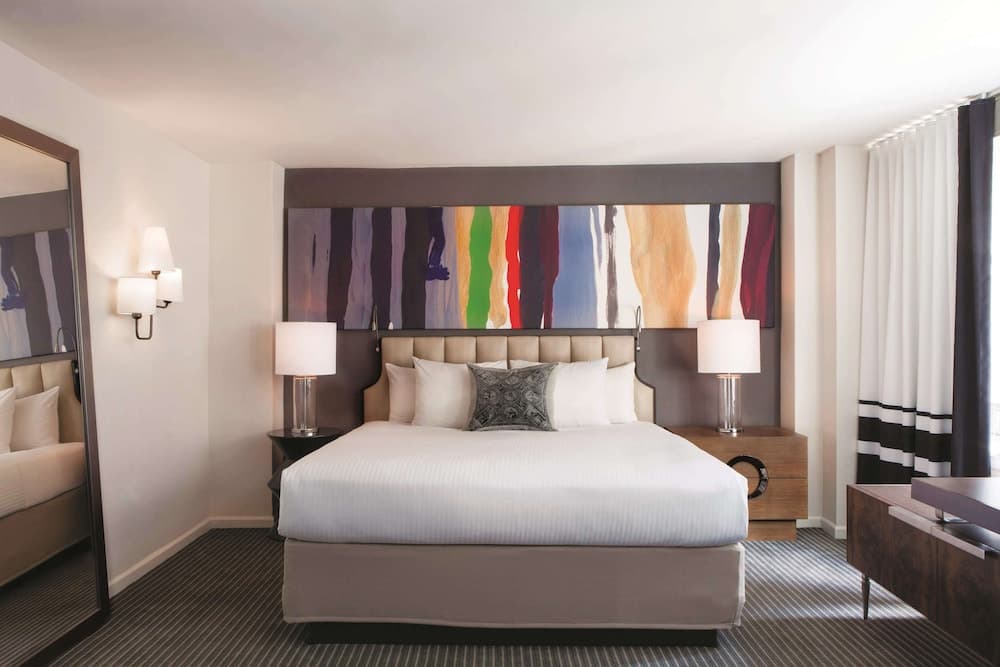 The Fifty Hotel Sonesta New York — 22