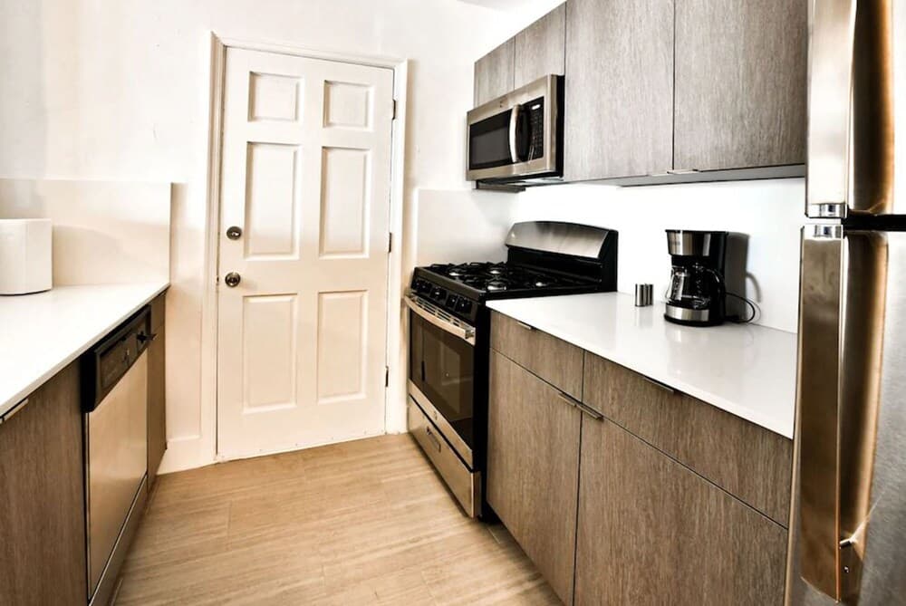 Broadway Suites Downtown by RocketStay — 29