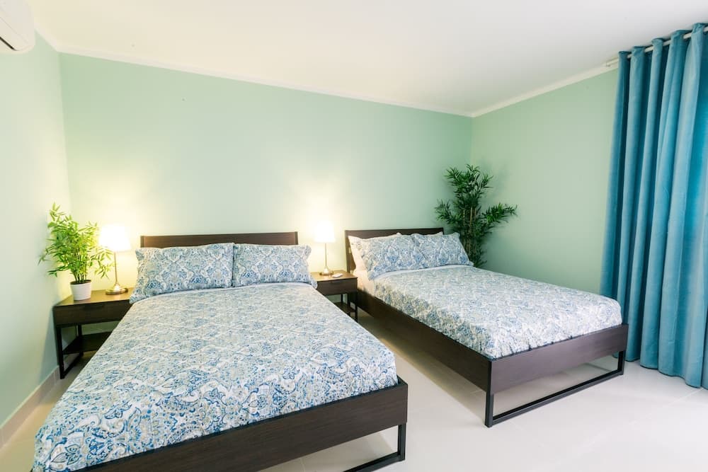 Hotel Tropicana Suiten Deluxe Beach Club & Pool — 27