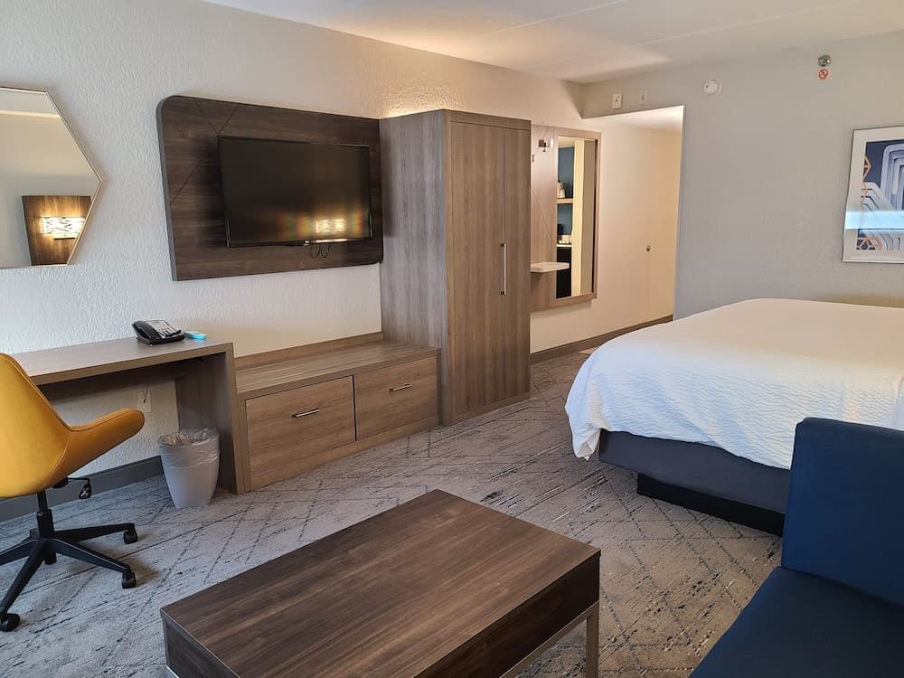 Holiday Inn Express & Suites Ft. Lauderdale N - Exec Airport, un hotel IHG — 18