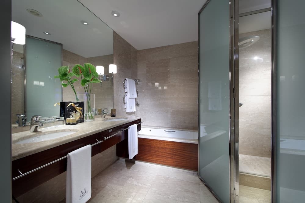 Eurostars Grand Marina — 16