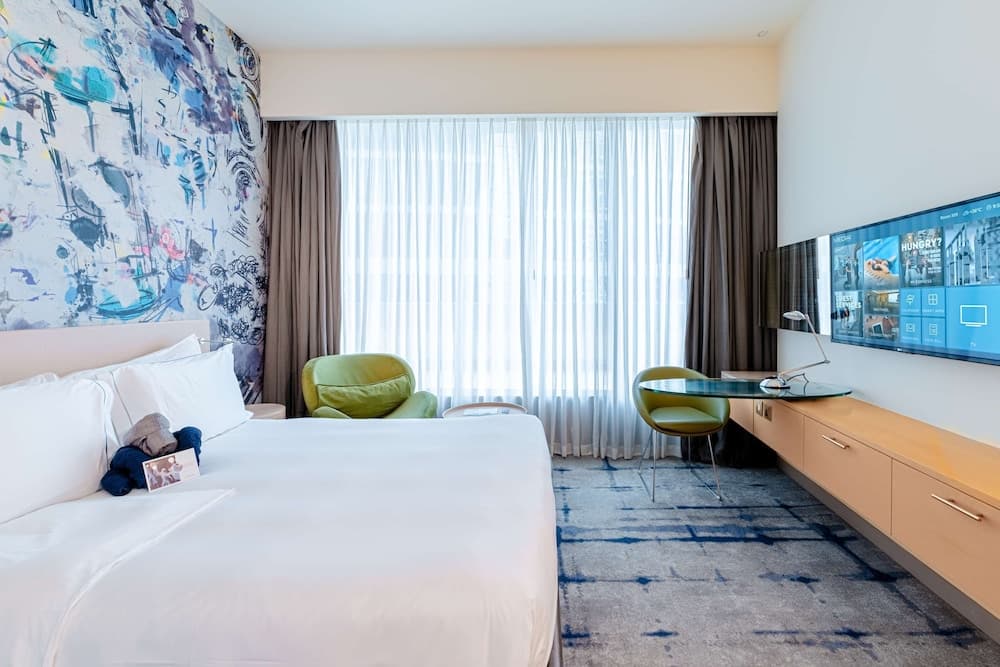 Media One Hotel Dubai — 21