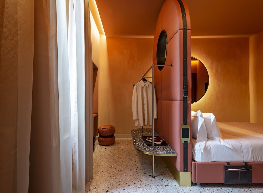 Hotel Enterprise — 14