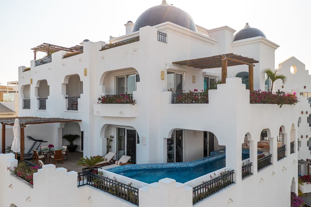Beachfront Penthouse by Pueblo Bonito — 2