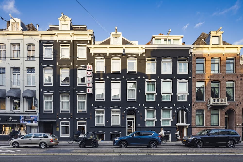 Huygens Place — 23