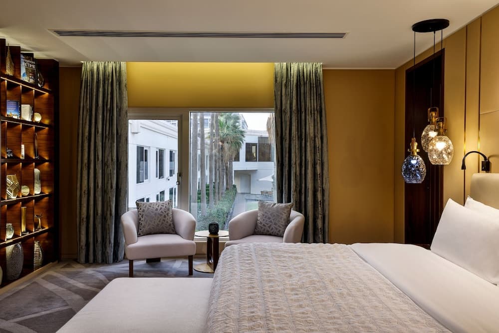 Le Meridien Dubai Hotel & Conference Centre — 13