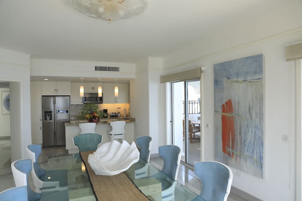 Beachfront Penthouse by Pueblo Bonito — 20