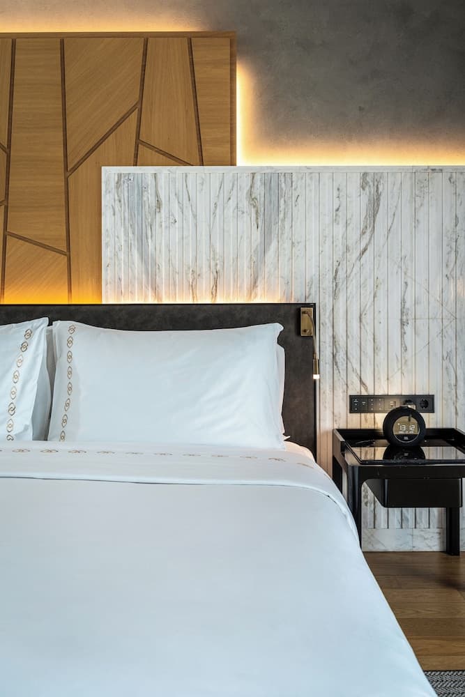 Sofitel Istanbul Taksim — 14