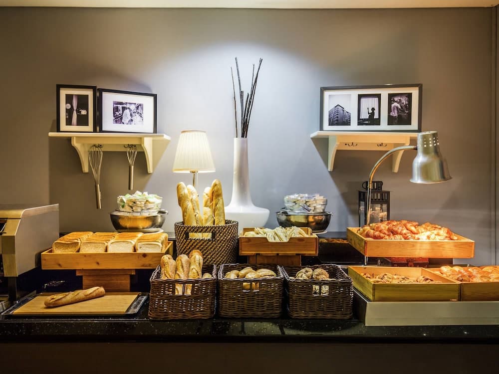 Novotel Deira Creekside Dubai — 19