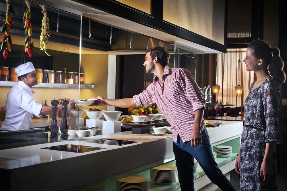 Centro Barsha — 16