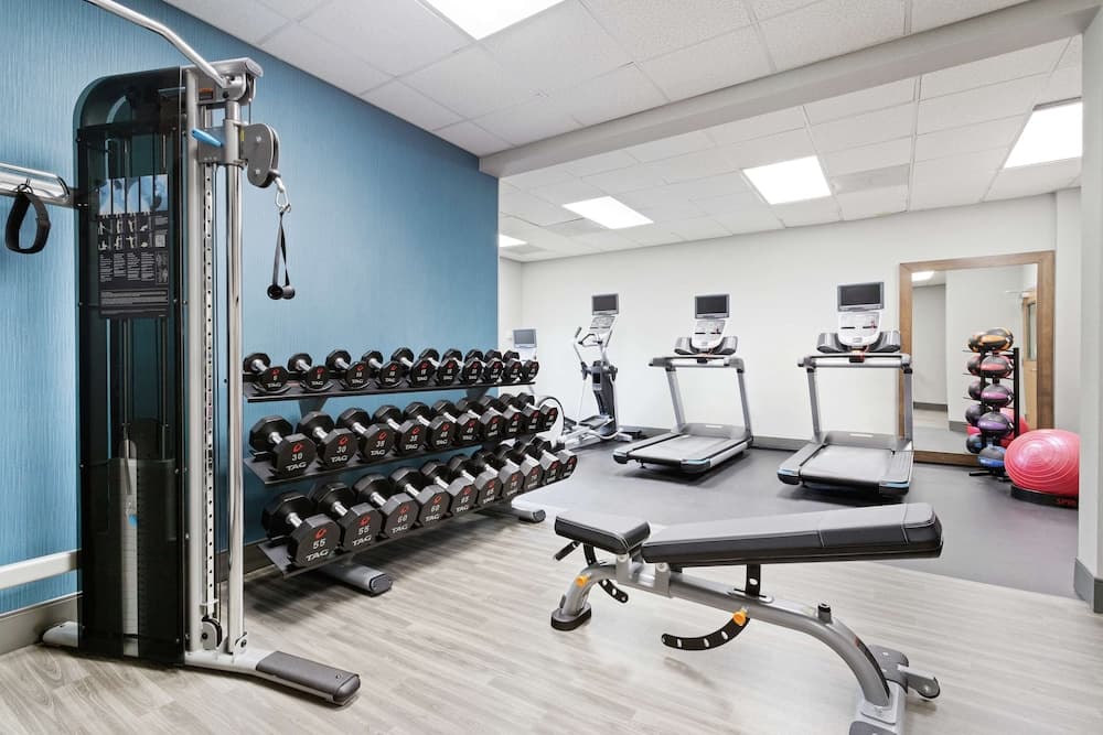 Hampton Inn & Suites Orlando Intl Dr N — 17