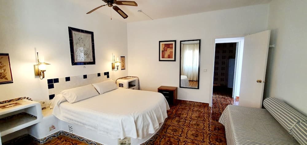 Granada Apartments Ibiza — 26