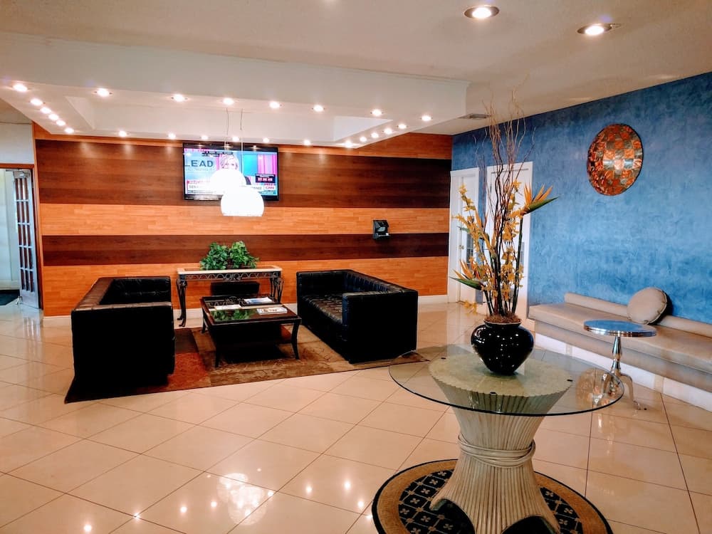 Red Carpet Inn Flughafen und Kreuzfahrthafen Hotel Fort Lauderdale — 2