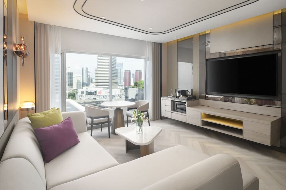Pathumwan Princess Hotel — 26