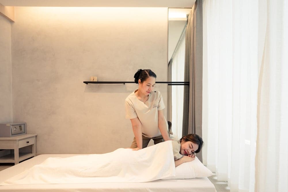 Das Kontinent Hotel Sukhumvit — 22