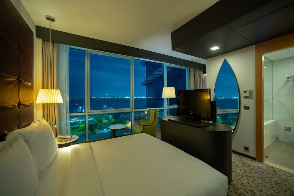 Doubletree by Hilton Istanbul Moda — 5