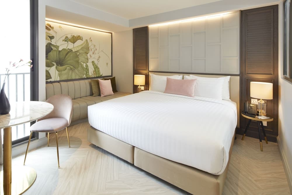 The Quarter Ploenchit by UHG — 10