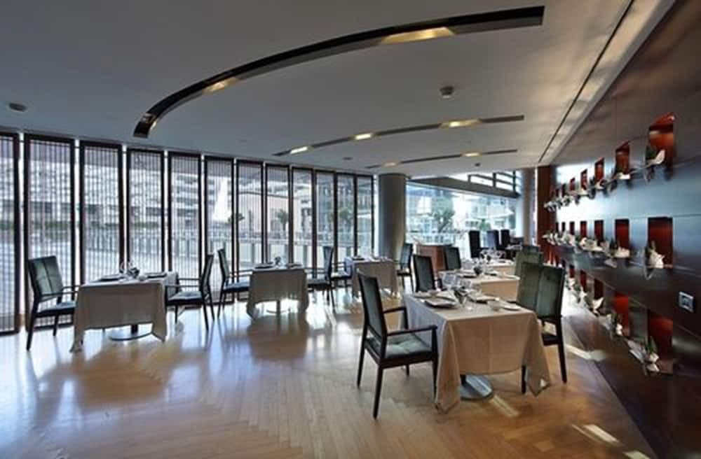 Eurostars Grand Marina — 11