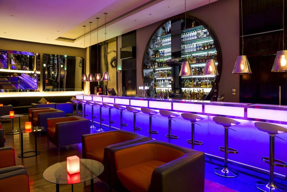 Centro Barsha — 9
