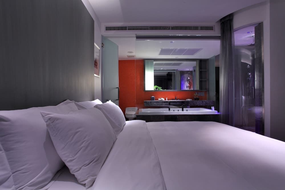 Hotel LiT BANGKOK — 13