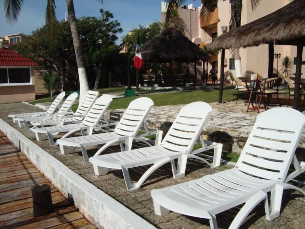 Gran Laguna Real — 10
