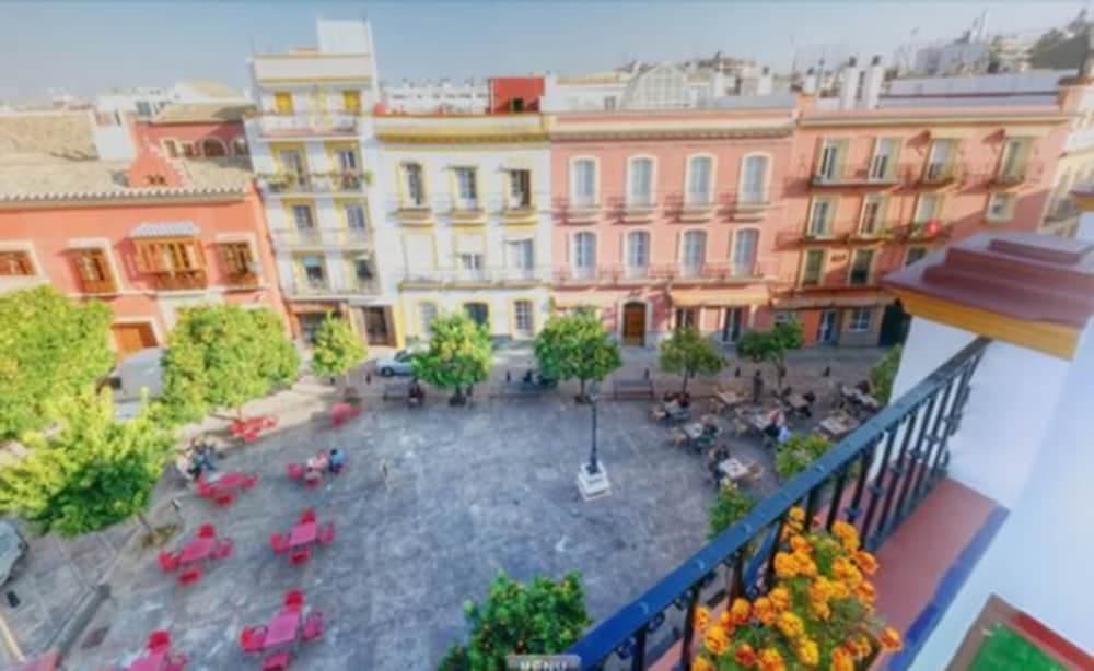 Hotel Sevilla — 23