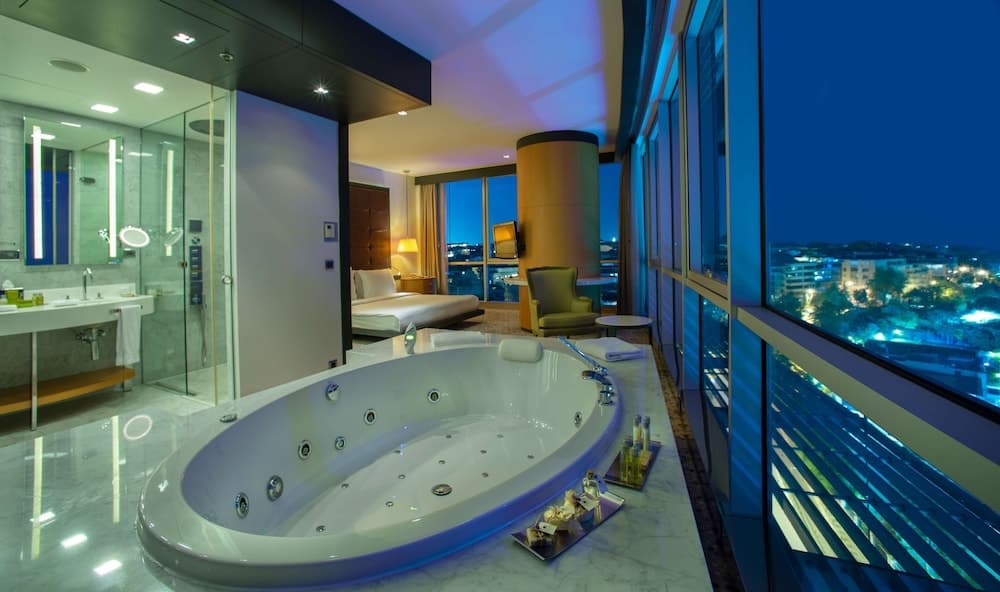 Doubletree by Hilton Istanbul Moda — 2
